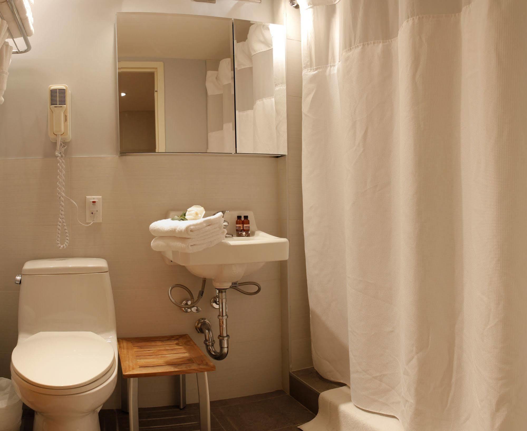Hotel Sanctuary Nyc Retreats à New York Extérieur photo