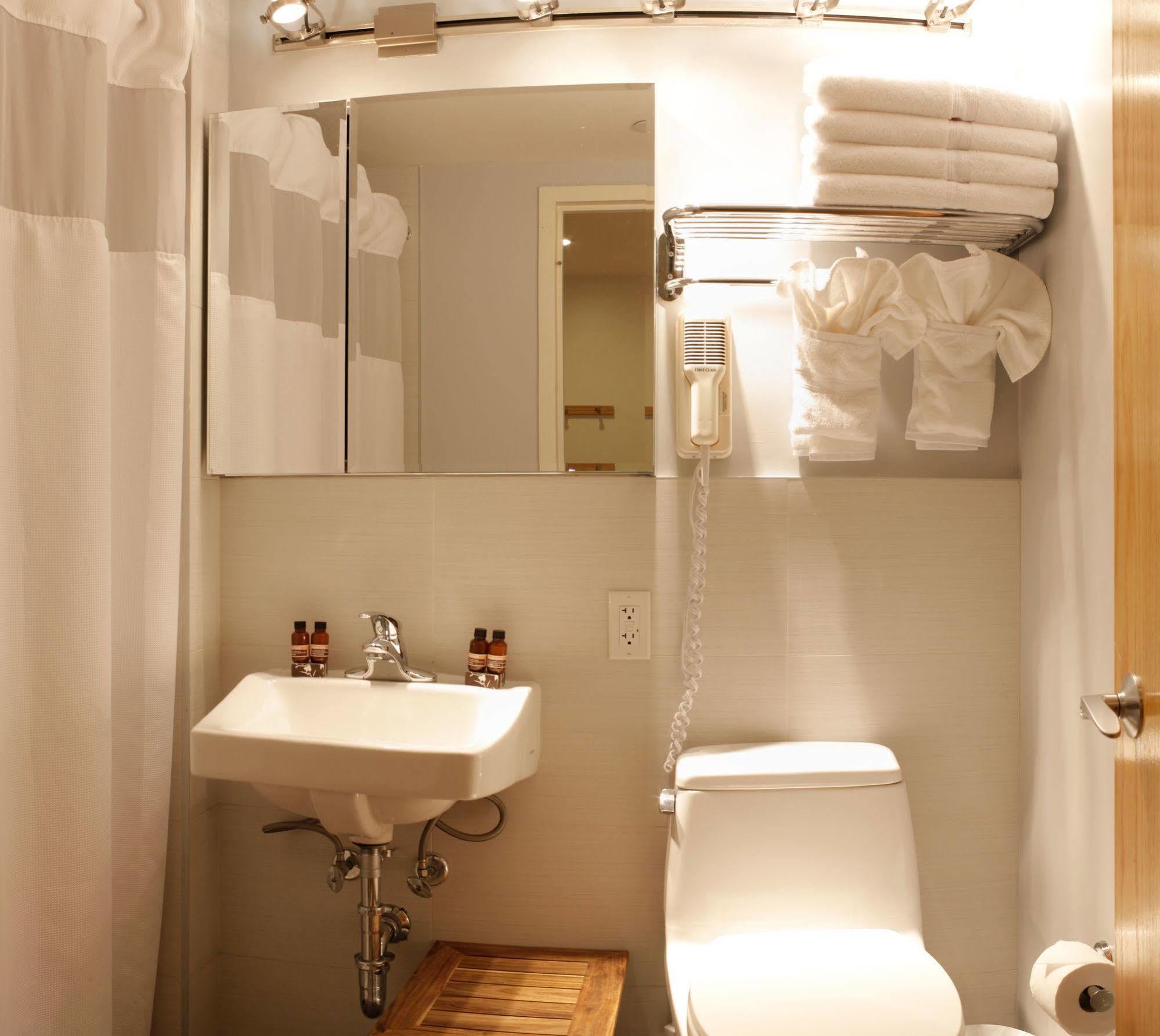 Hotel Sanctuary Nyc Retreats à New York Extérieur photo